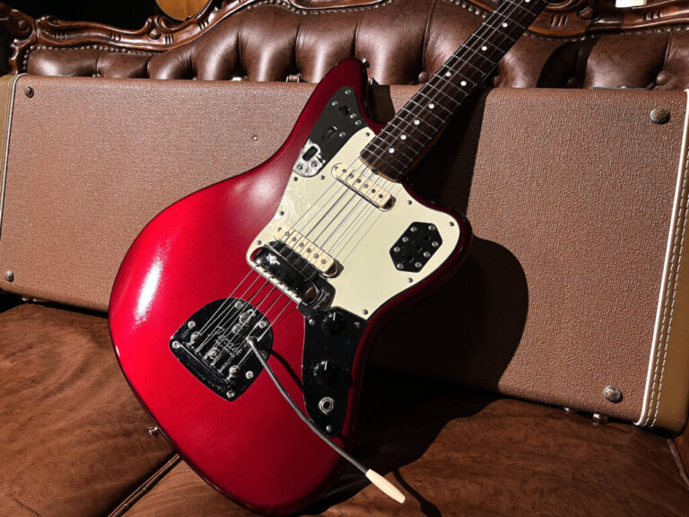 島根県江津市より、Fender American Vintage 62 Jaguarを買取させ 